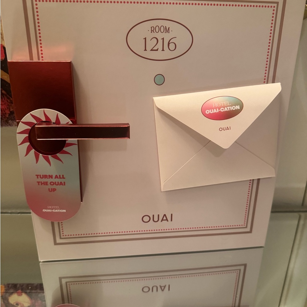 Ouai Empty box - image 2